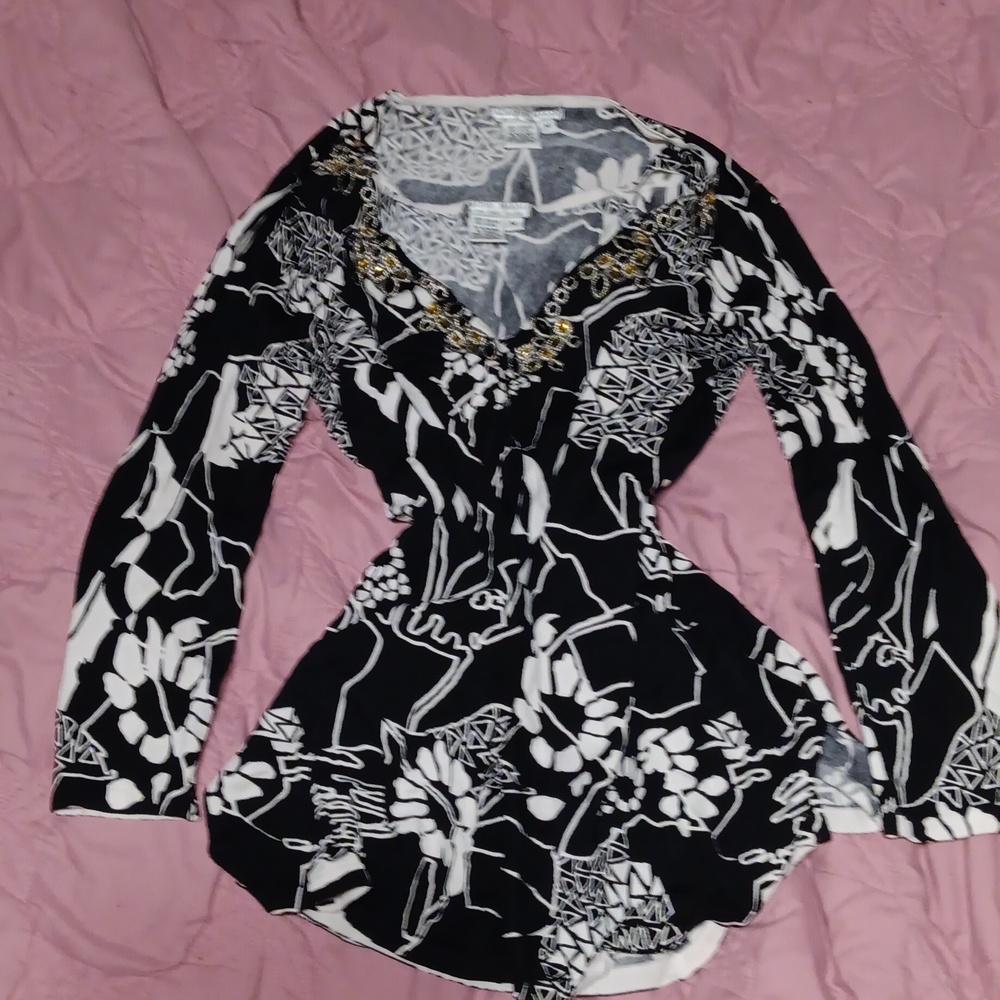 2 pc medium Alberto Makali tanktop and blouse set boutique